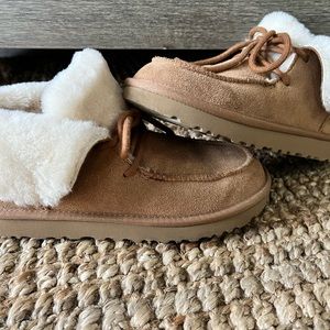 UGG Diara Ankle Boot